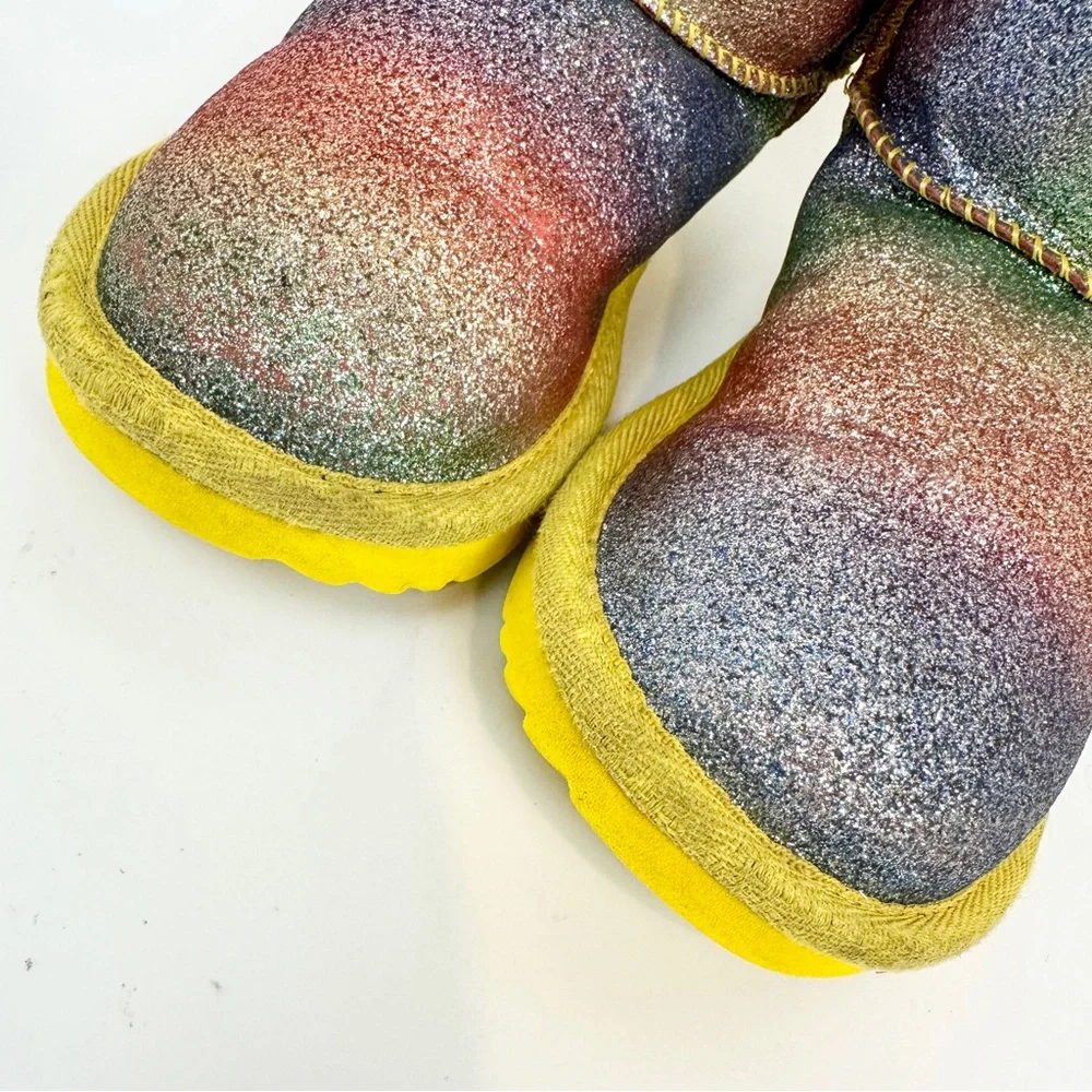 UGG Classic Glitter II Rainbow Yellow Trim Lined Toddler Girls Boots Size 10
